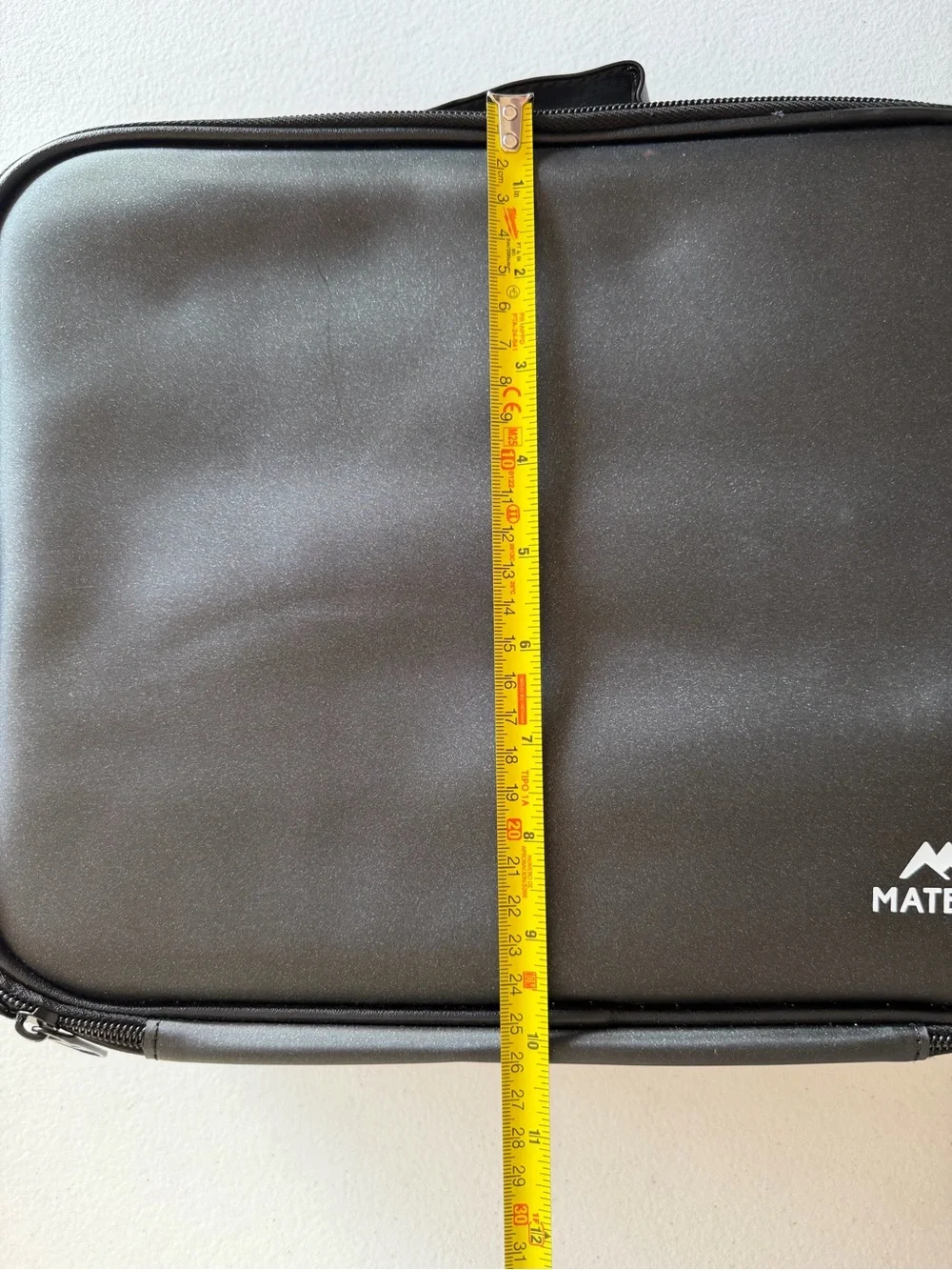 Matein shockproof cable